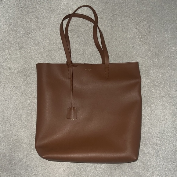 NWT SHOPPING SAINT LAURENT IN LEATHER
BRICK - Picture 7 of 10